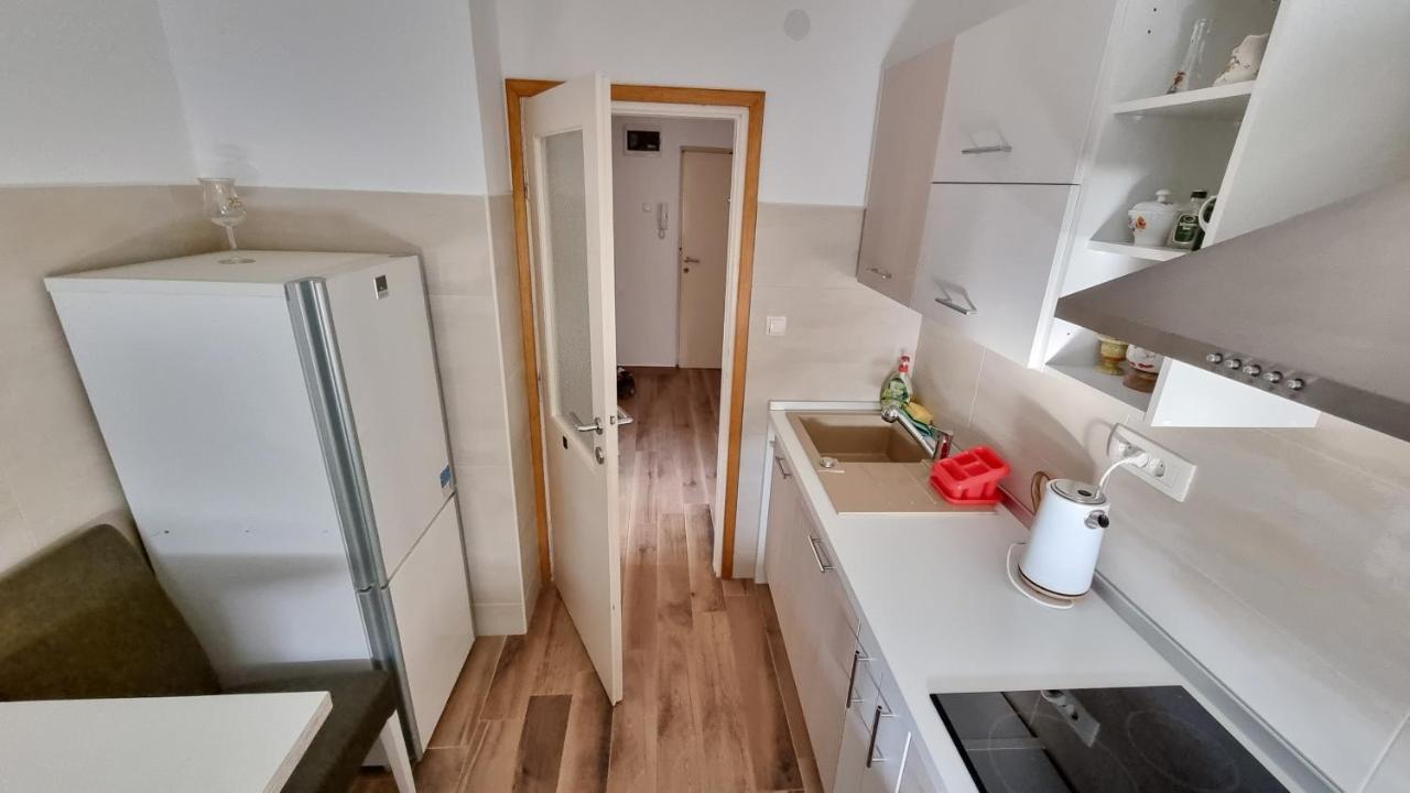 Apartman Ori Umag Eksteriør bilde