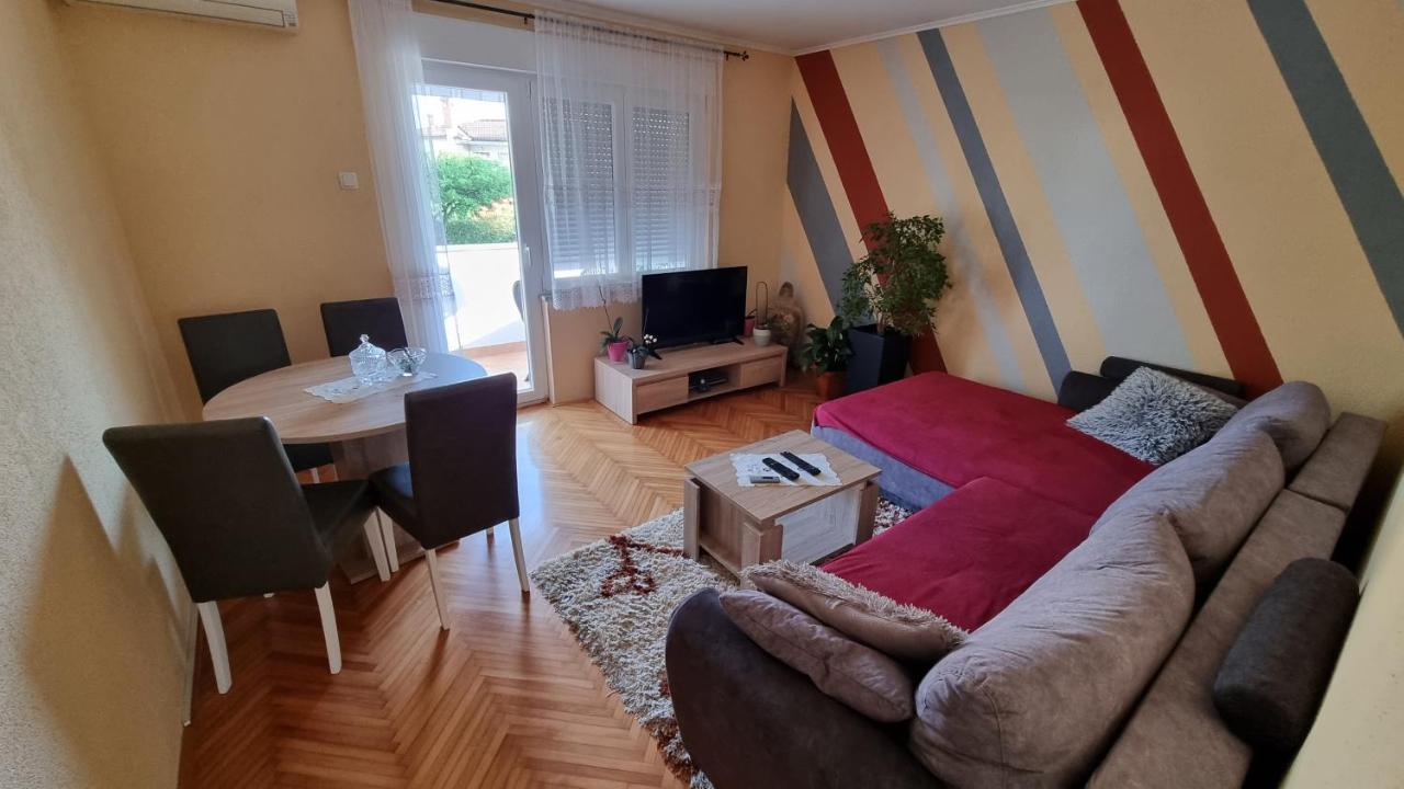 Apartman Ori Umag Eksteriør bilde