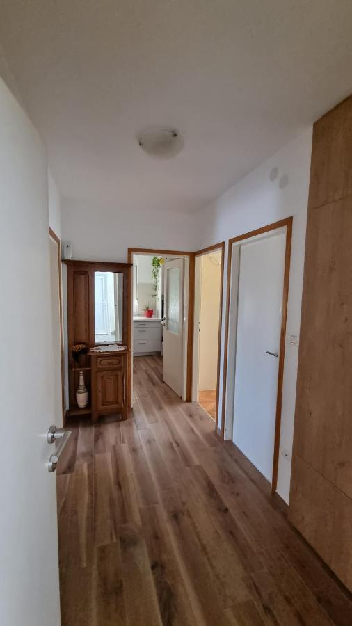 Apartman Ori Umag Eksteriør bilde